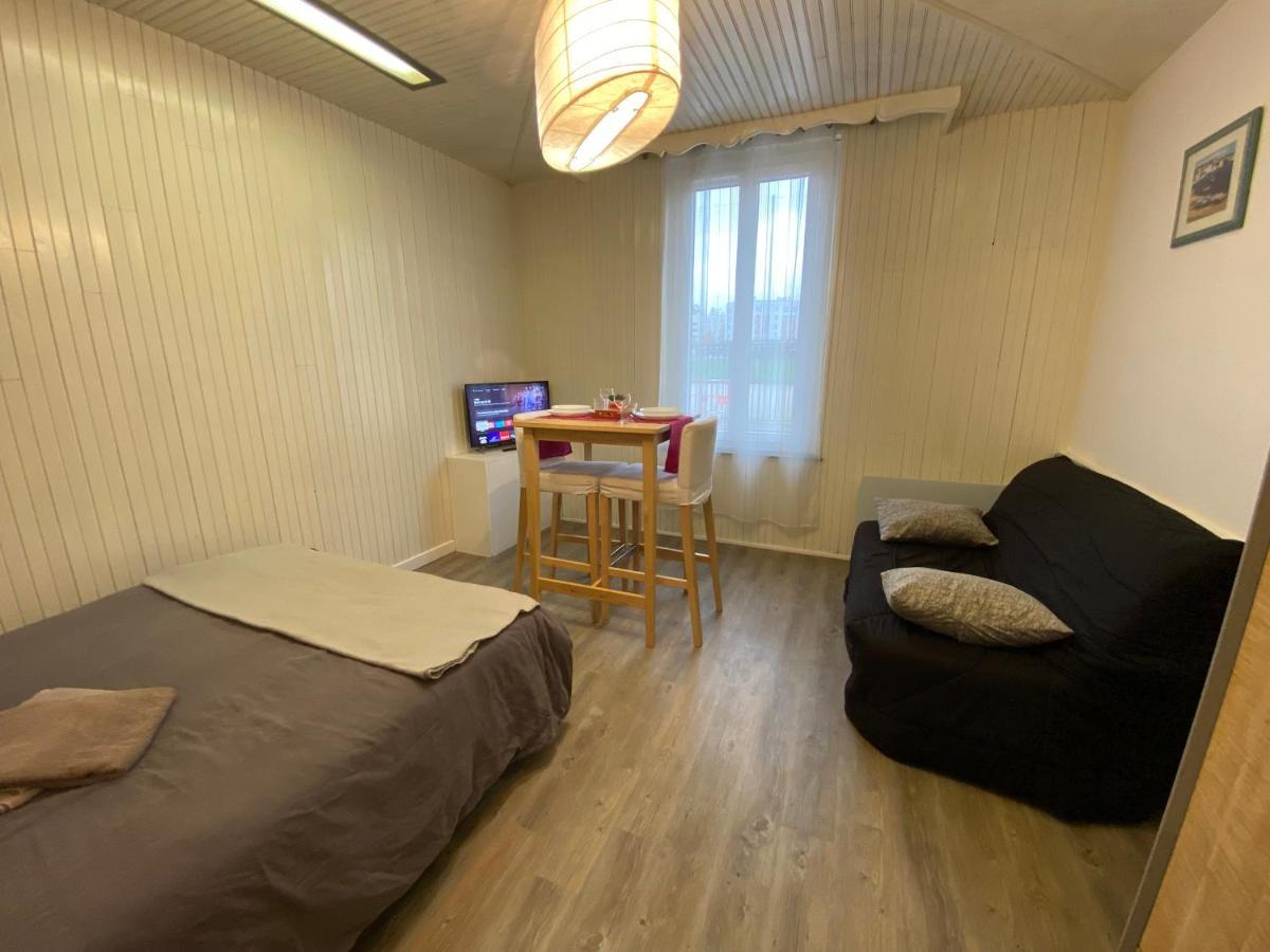 Au Bouquet Troyen - Wifi - Calme Et Tranquillite Apartment Троа Екстериор снимка