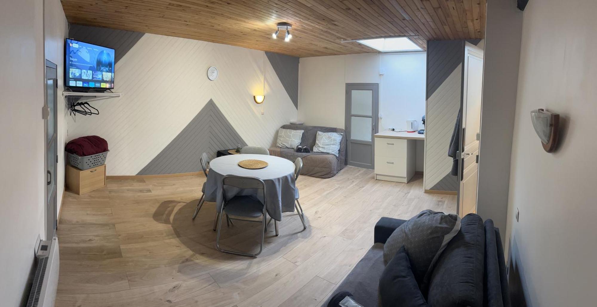 Au Bouquet Troyen - Wifi - Calme Et Tranquillite Apartment Троа Екстериор снимка