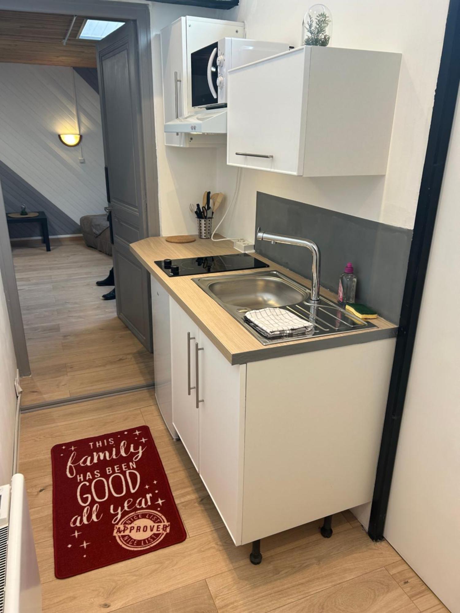 Au Bouquet Troyen - Wifi - Calme Et Tranquillite Apartment Троа Екстериор снимка