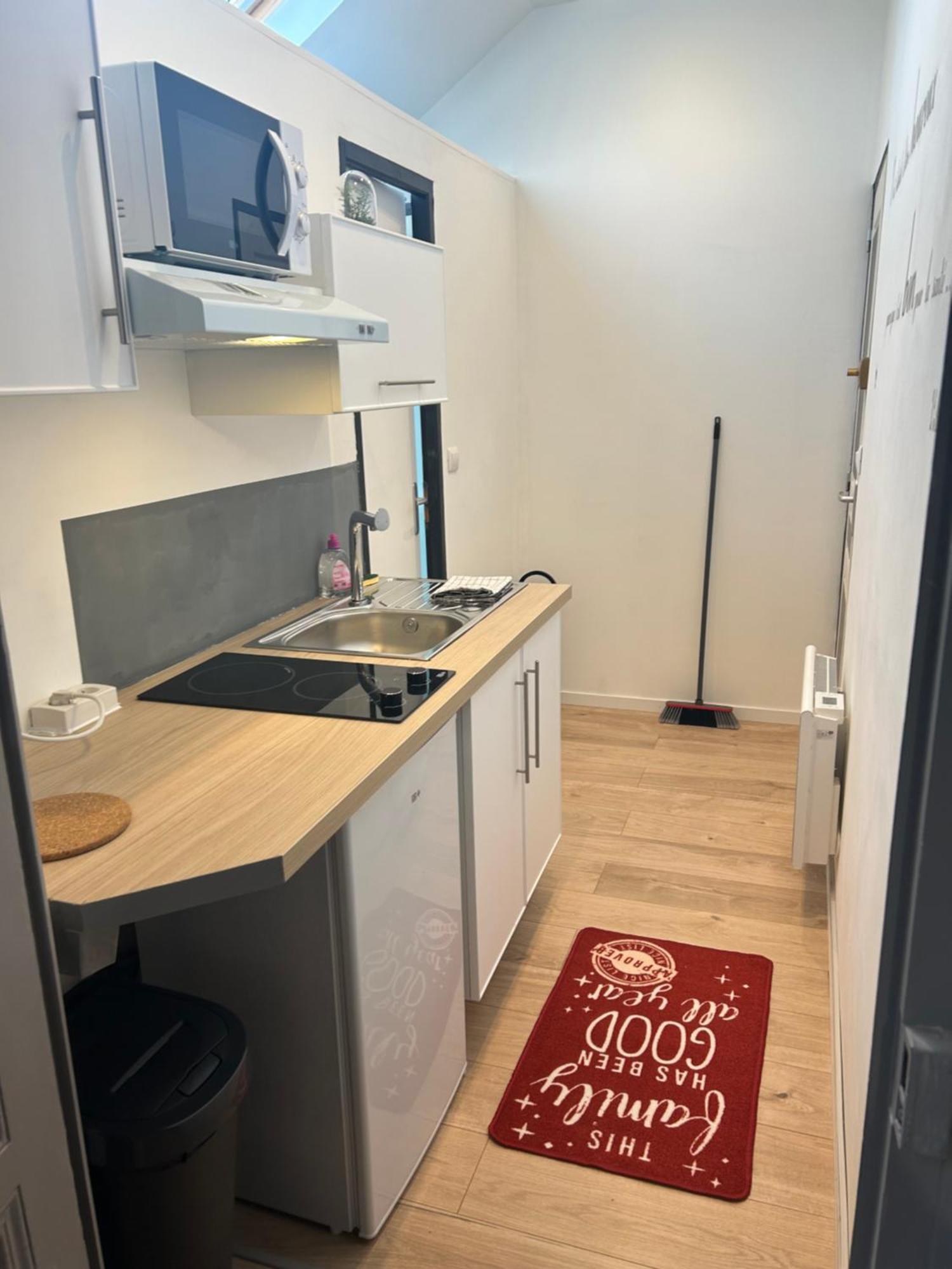 Au Bouquet Troyen - Wifi - Calme Et Tranquillite Apartment Троа Екстериор снимка