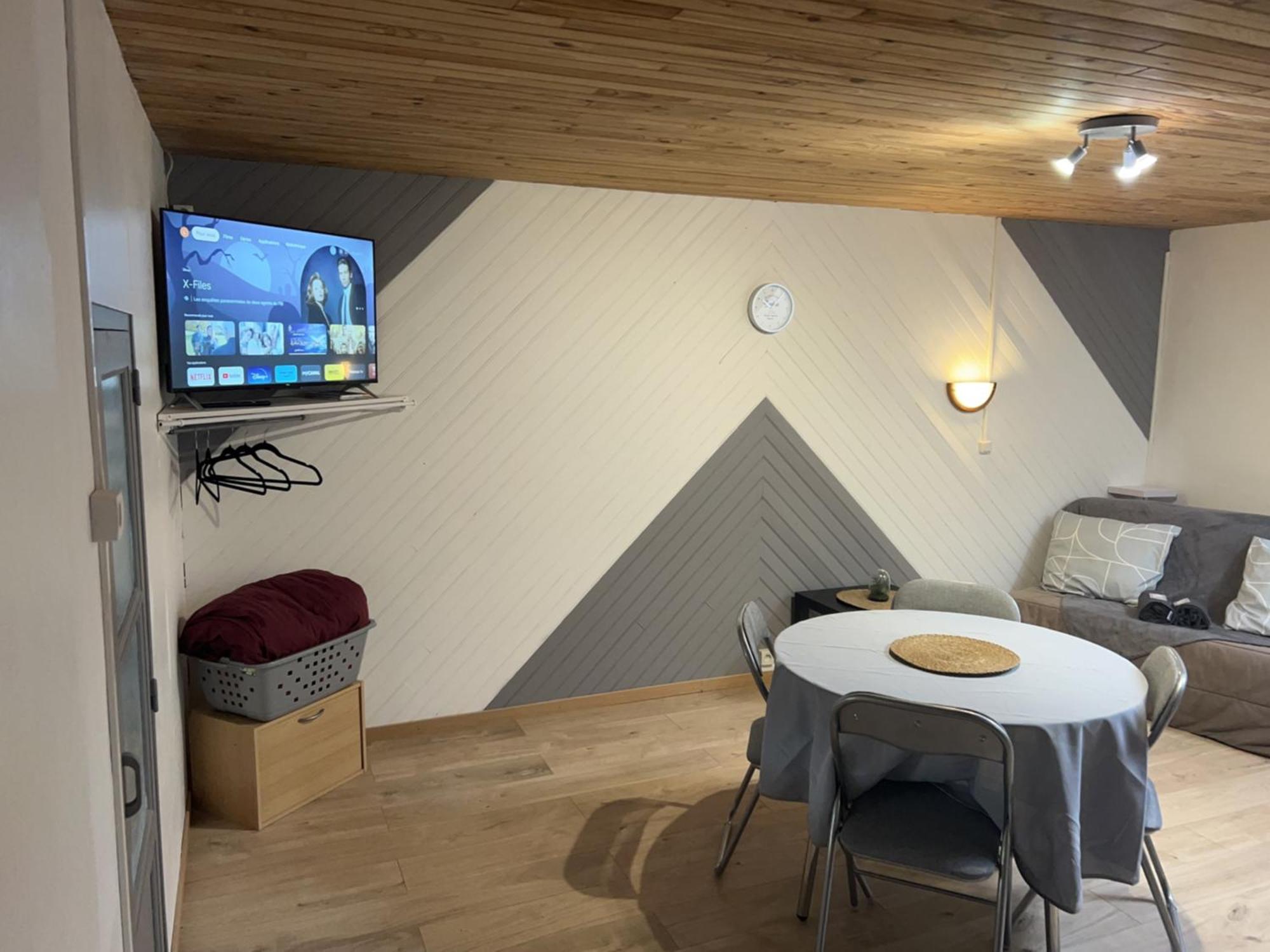 Au Bouquet Troyen - Wifi - Calme Et Tranquillite Apartment Троа Екстериор снимка