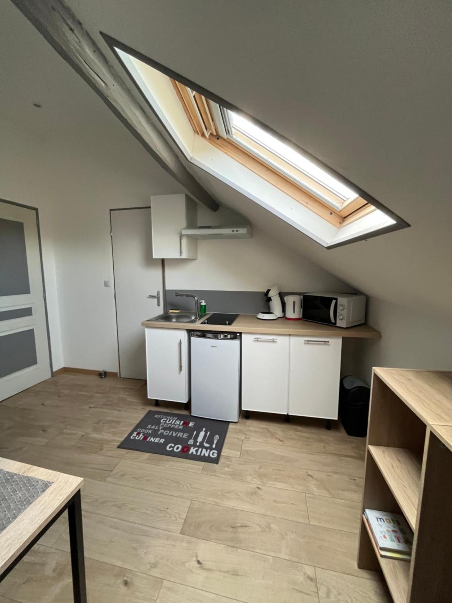 Au Bouquet Troyen - Wifi - Calme Et Tranquillite Apartment Троа Екстериор снимка