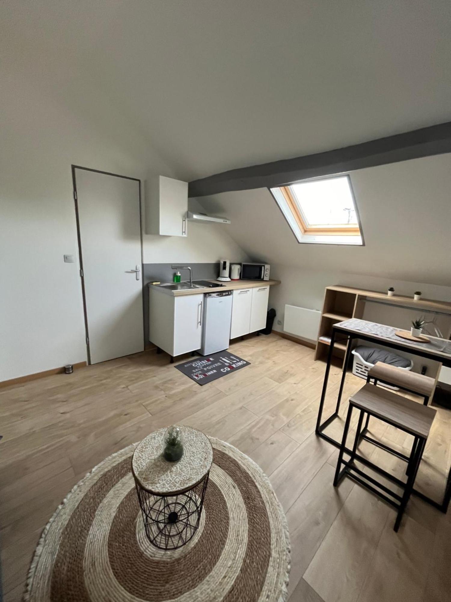 Au Bouquet Troyen - Wifi - Calme Et Tranquillite Apartment Троа Екстериор снимка
